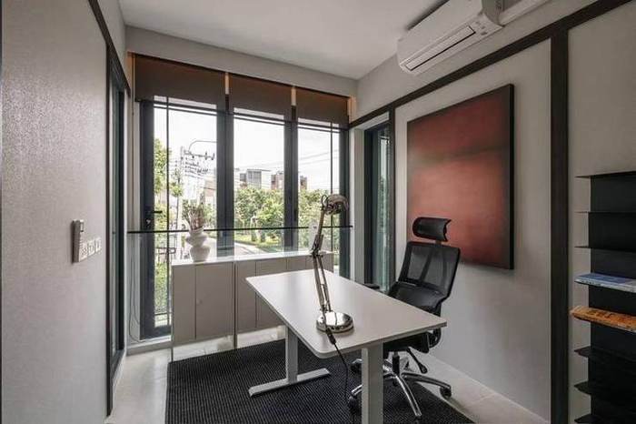 Baan Klang Muang Classe Sukhumvit 77 · Corner Townhome: Study
