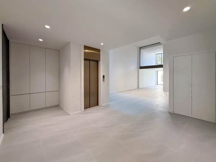Pridi 14 Townhome & Home Office: Lift lobby