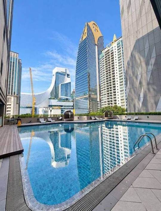 Bliston Suwan Park View · 1-Bedroom: Swimming pool