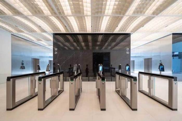 Okay Space · Pier 111 · 76 m²: Ground-floor lounge
