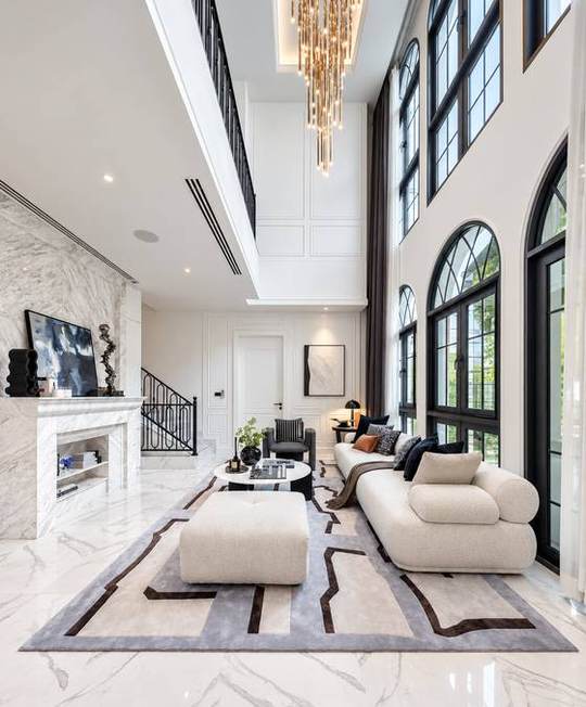 Ekkamai 22 · Ultra-Luxury Pool House: Double-height living room with chandelier