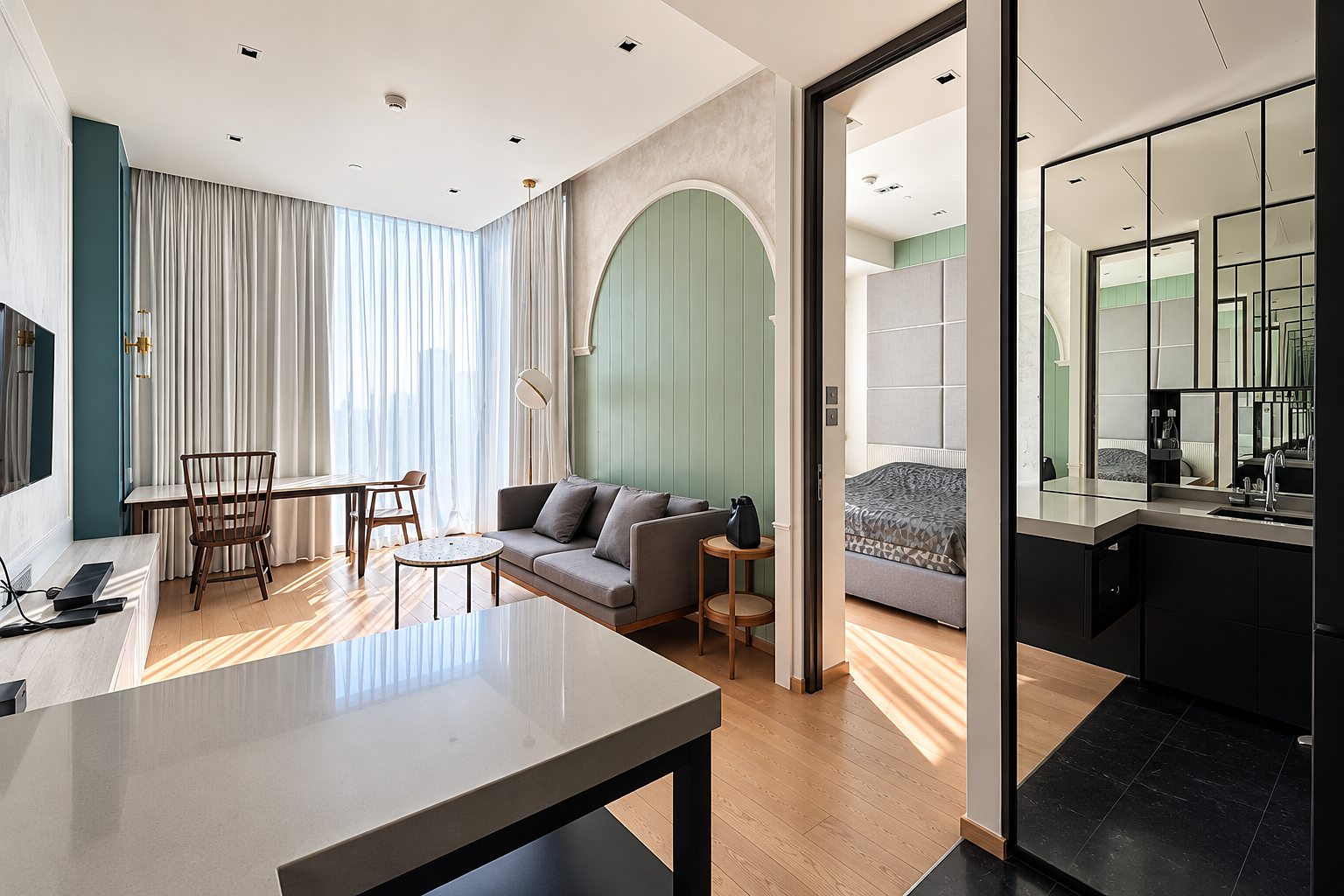 28 Chidlom: Living area and kitchen