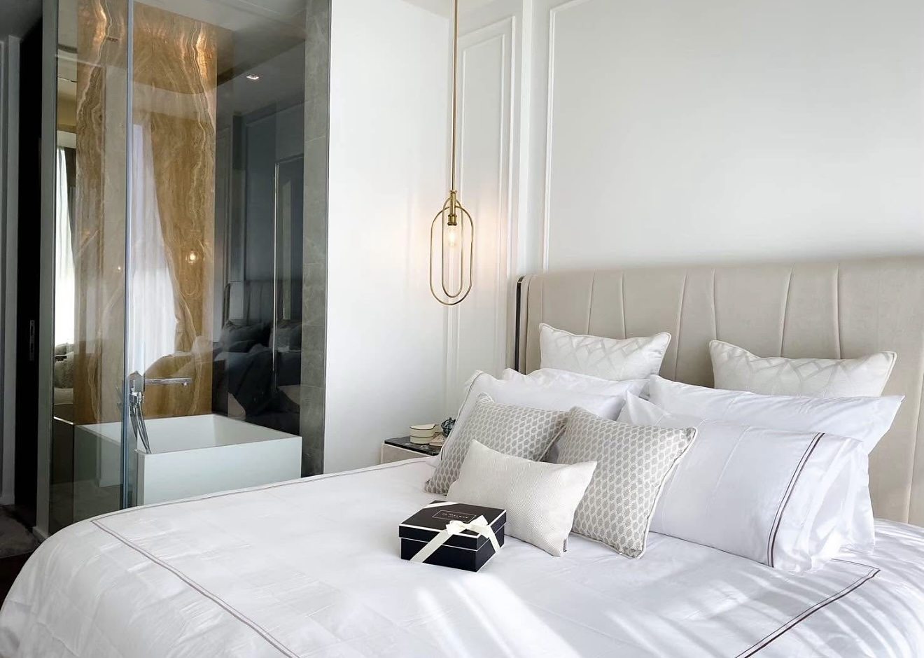 28 Chidlom: Bedroom