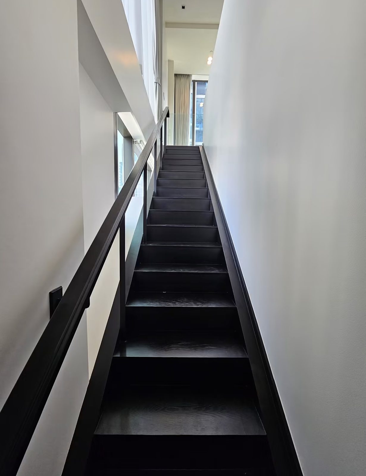 28 Chidlom: Staircase