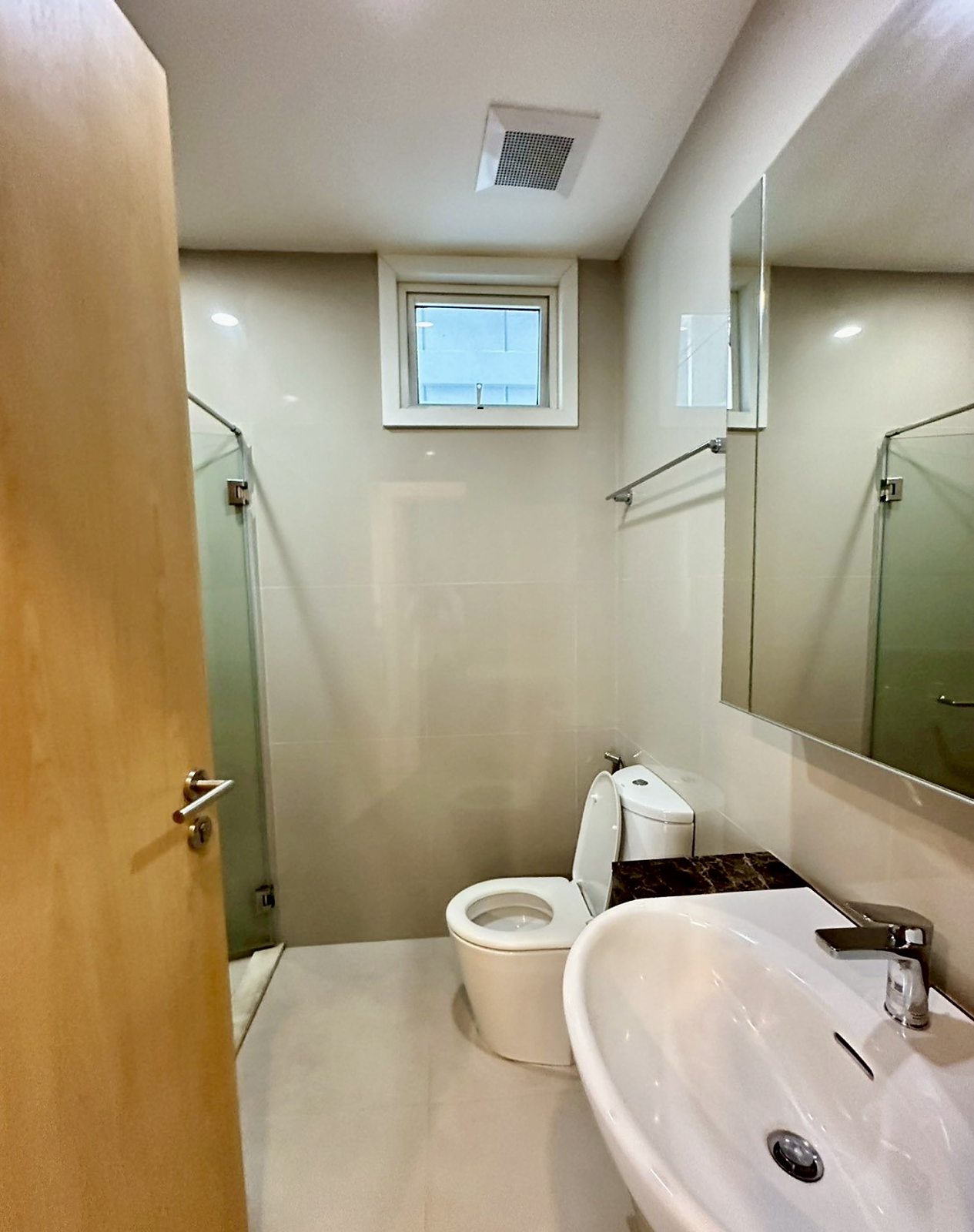 39 by Sansiri: Bathroom