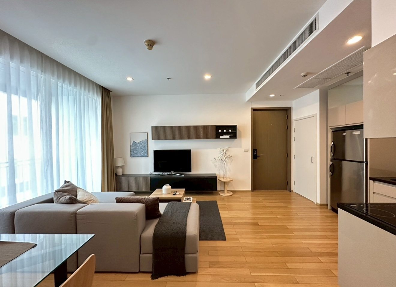 39 by Sansiri: Living room