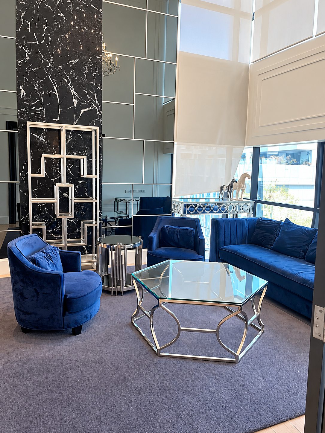 5-Storey Residential Building Thonglor 23: Lounge seating area