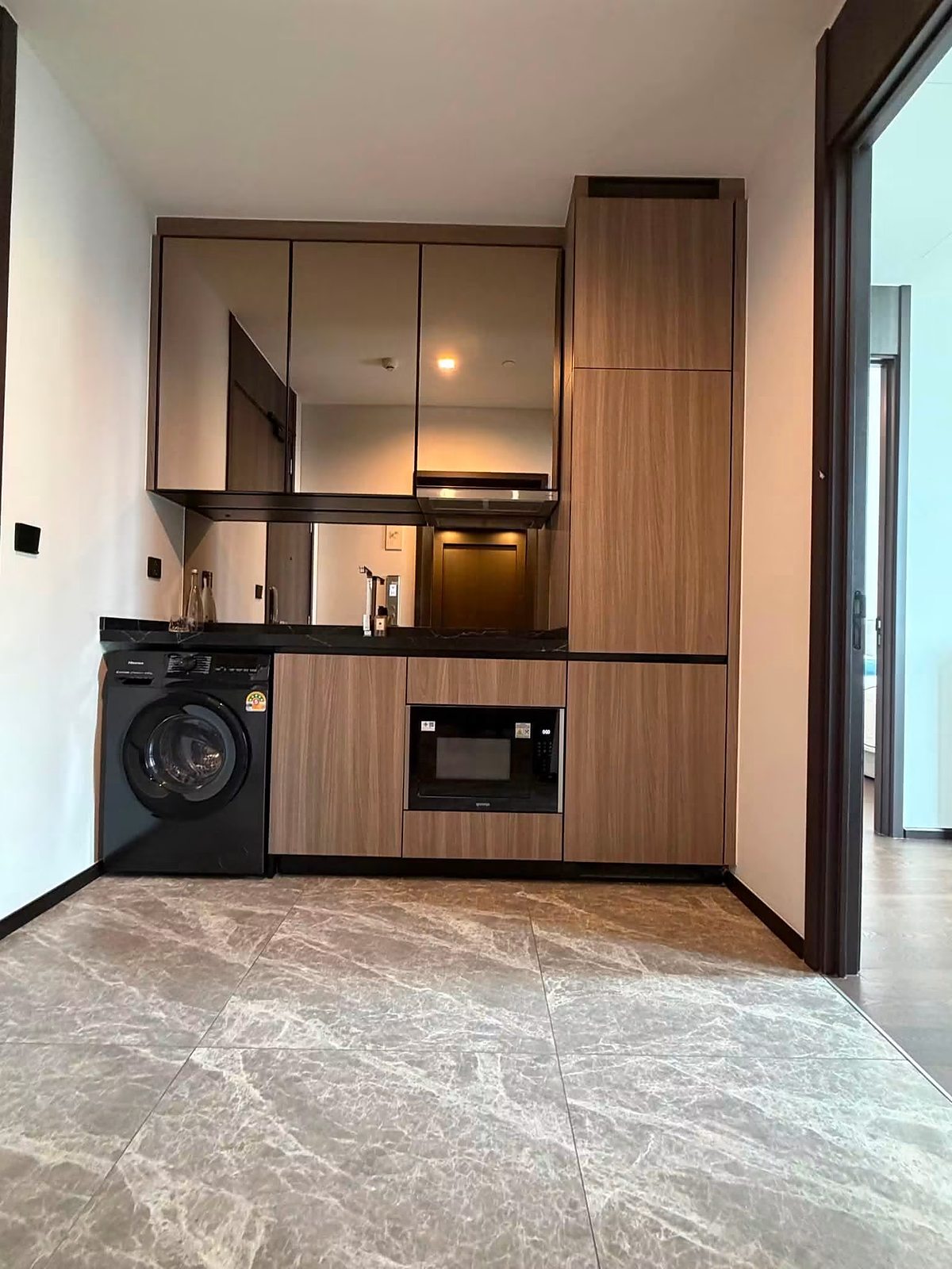 AESTIQ Thonglor: Kitchen