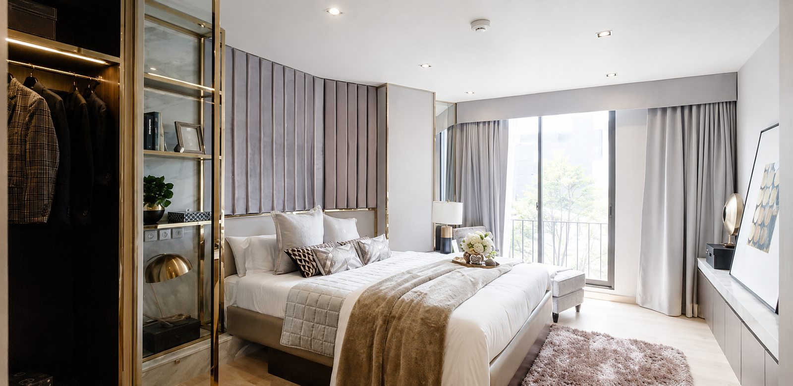 Arna Ekkamai: Master bedroom