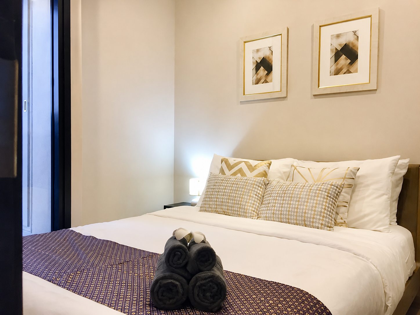 Ashton Asoke: Bedroom detail