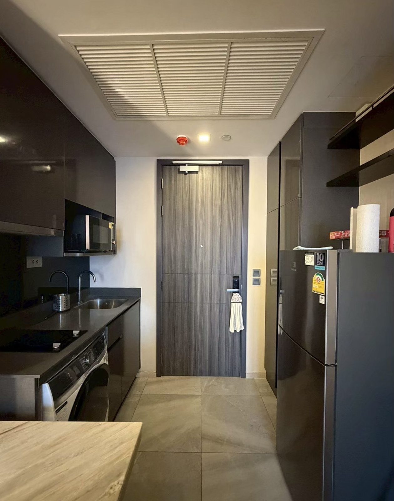 Ashton Asoke: Kitchen