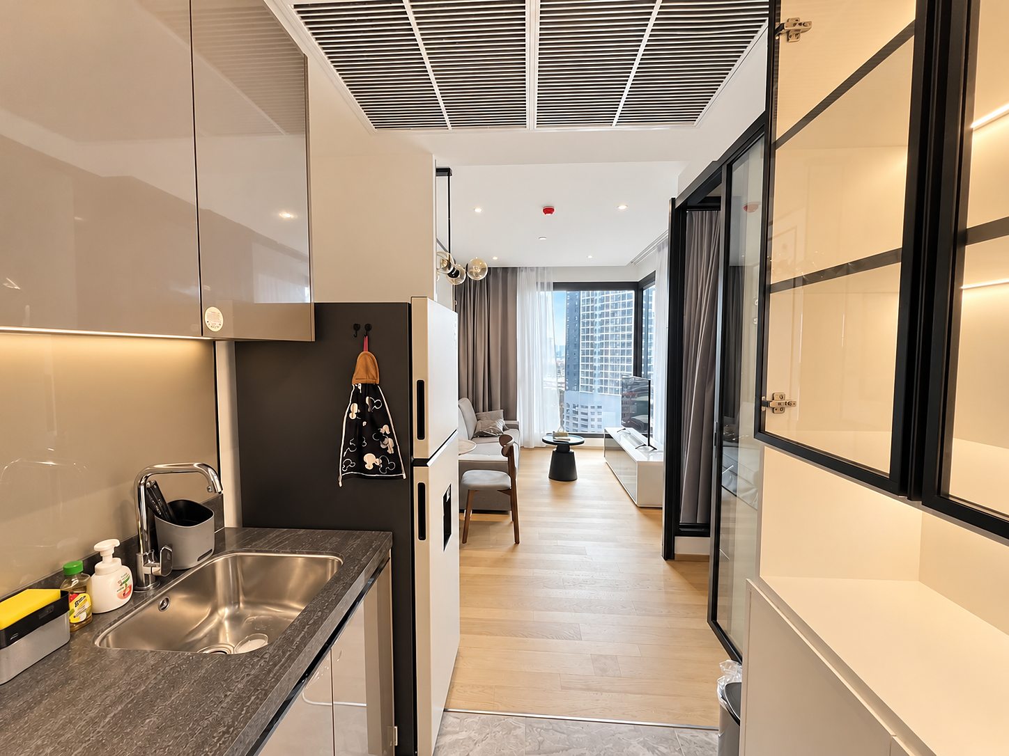 Ashton Asoke - Rama 9: Kitchen
