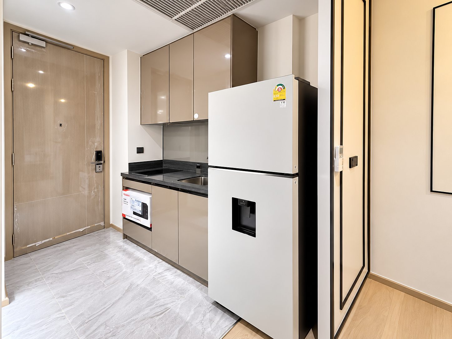 Ashton Asoke - Rama 9: Kitchen