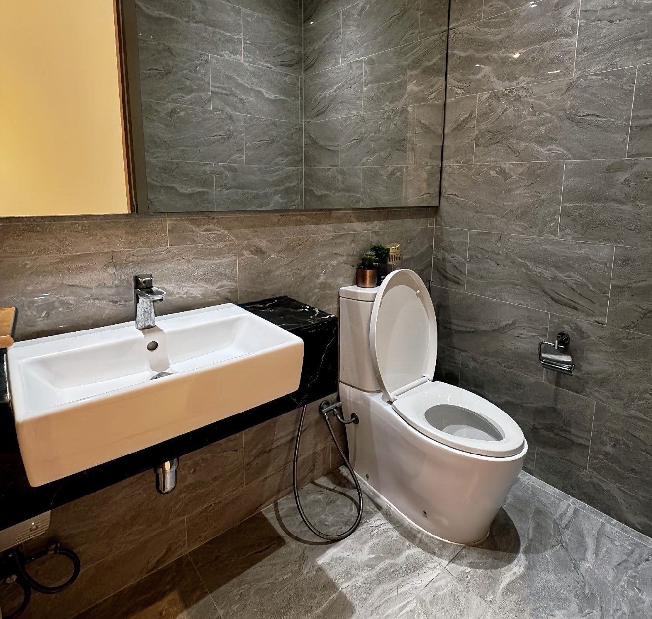 Ashton Asoke - Rama 9: Bathroom