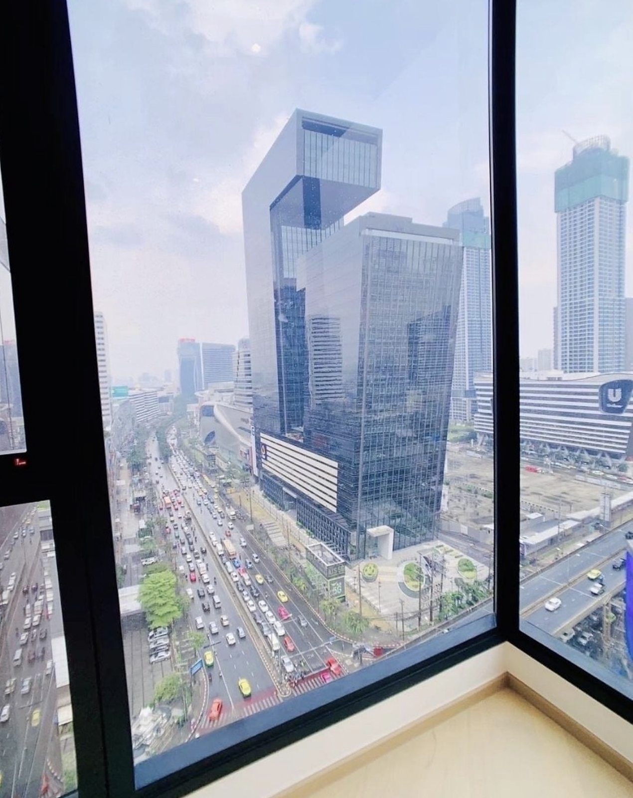 Ashton Asoke - Rama 9: City view from window