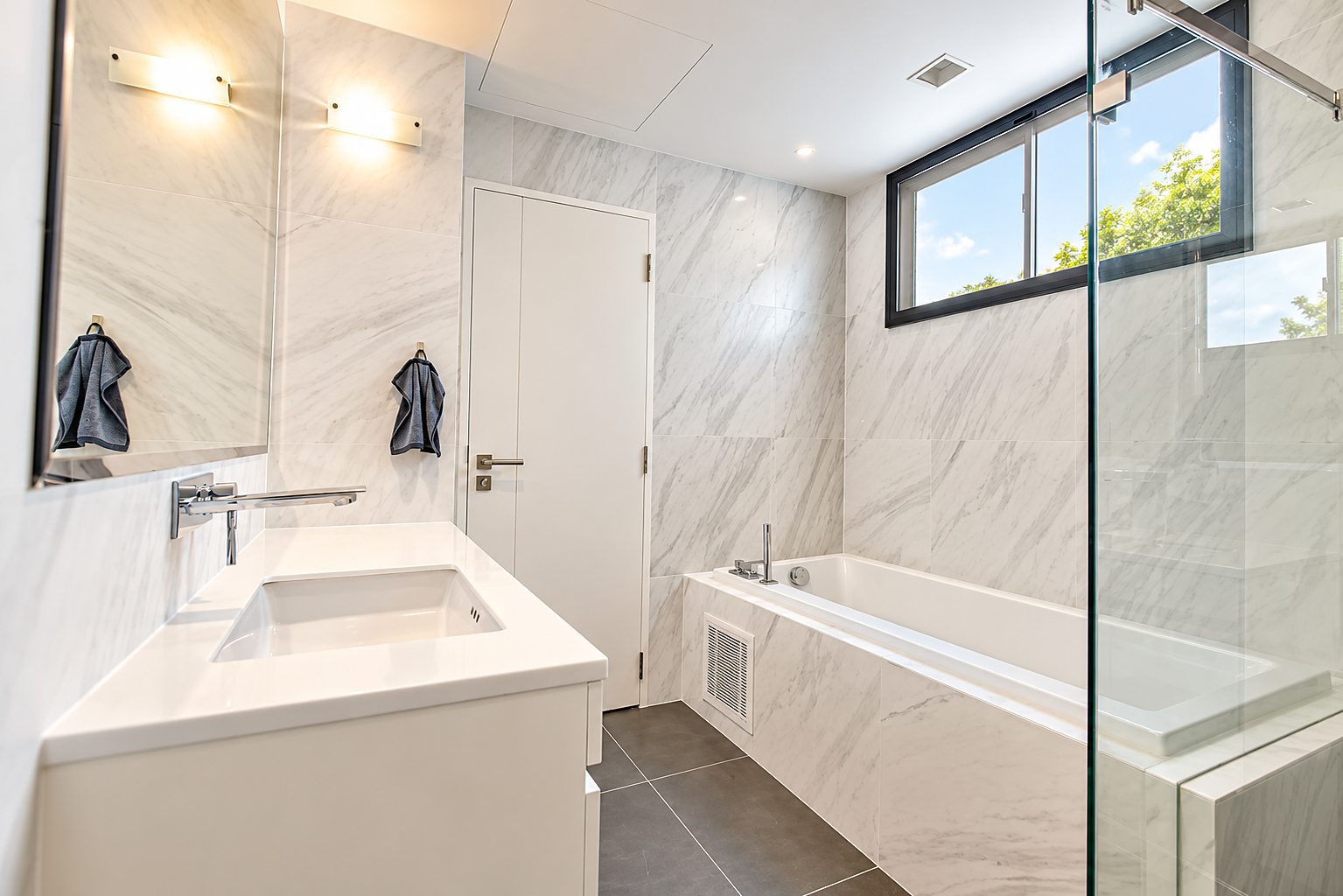 Baan Klang Muang Classe Ekkamai-Ramintra: Bathroom