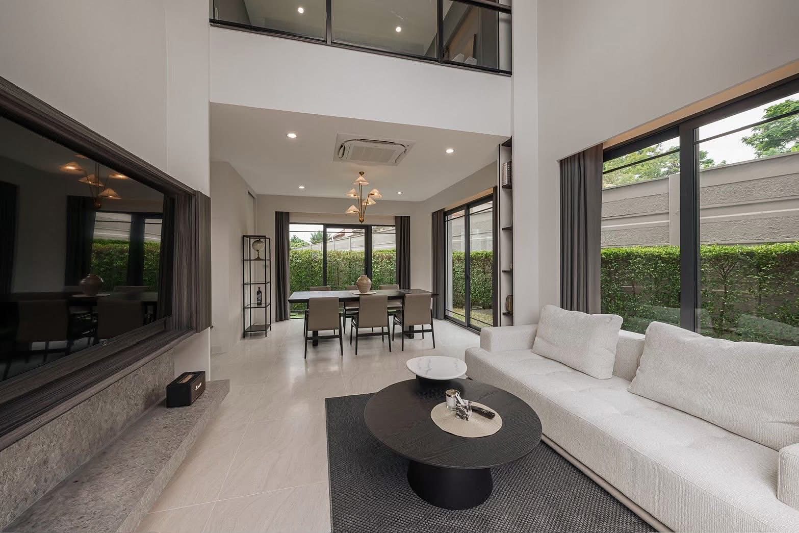 Baan Klang Muang Classe Sukhumvit 77