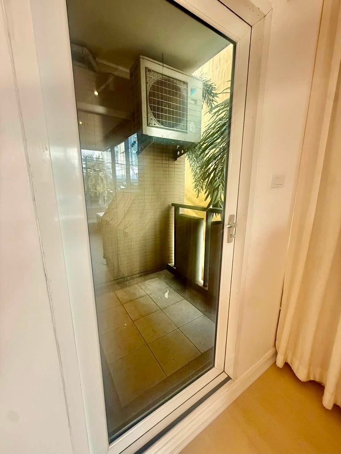 Baan Sirirudee: Balcony