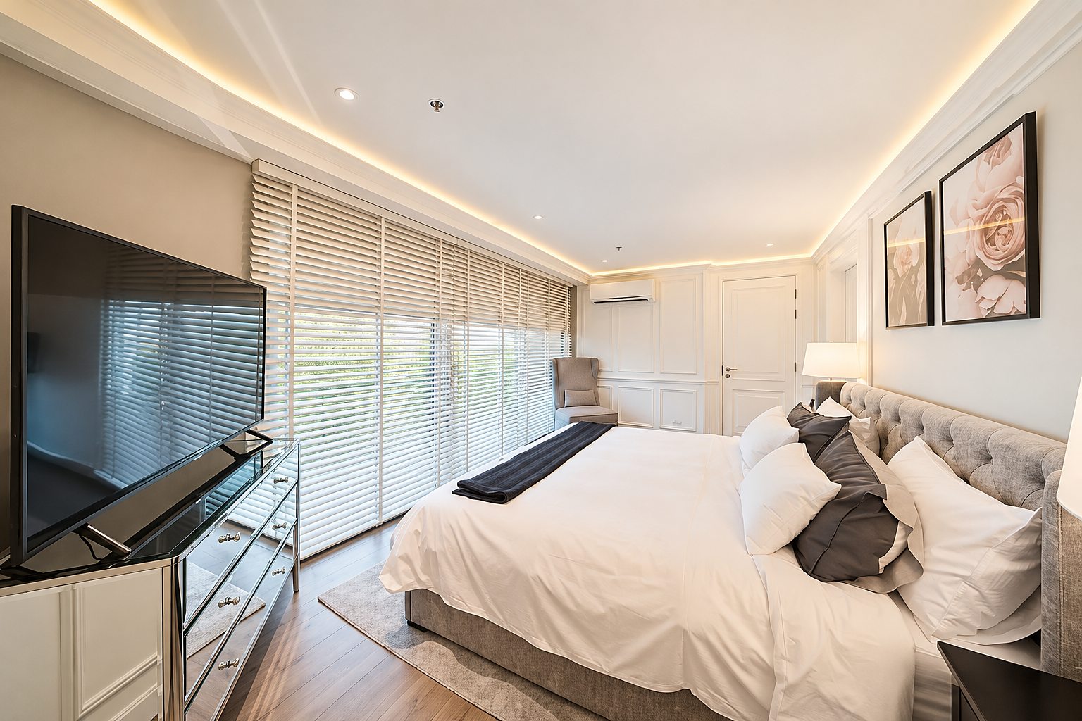 C Ekkamai: Bedroom