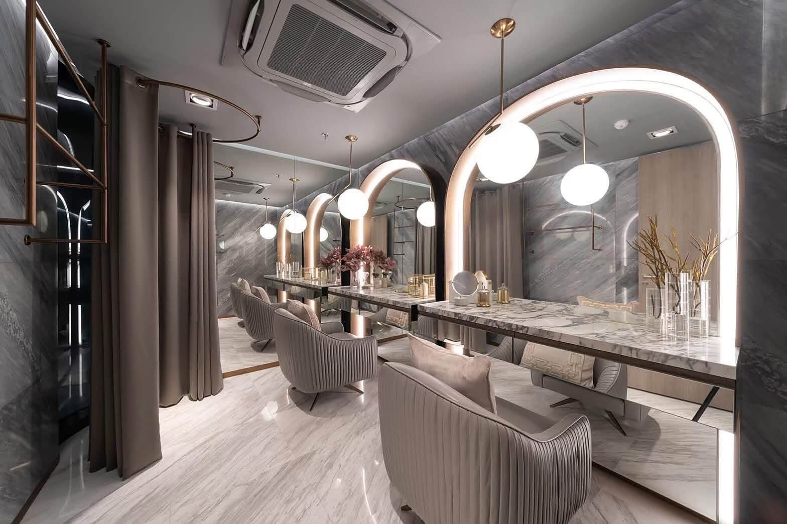 Celes Asoke: Makeup and dressing lounge