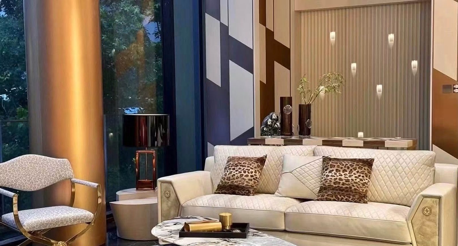 Commercial Shop near BTS Phrom Phong: Seating area