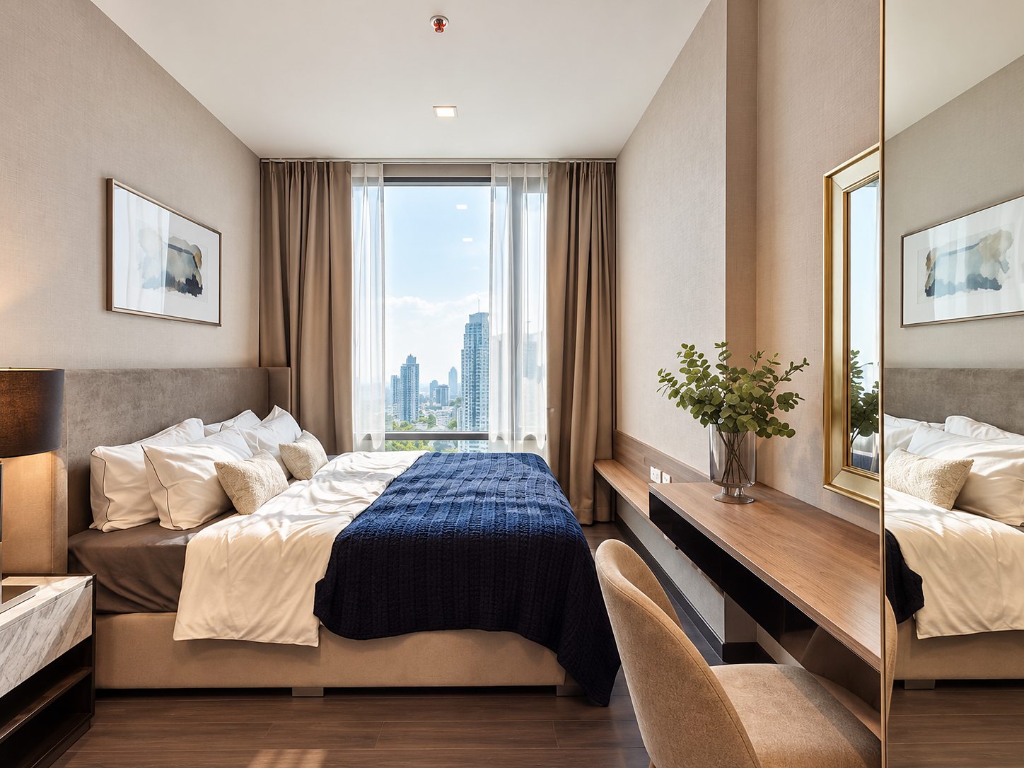 Edge Sukhumvit 23: Bedroom
