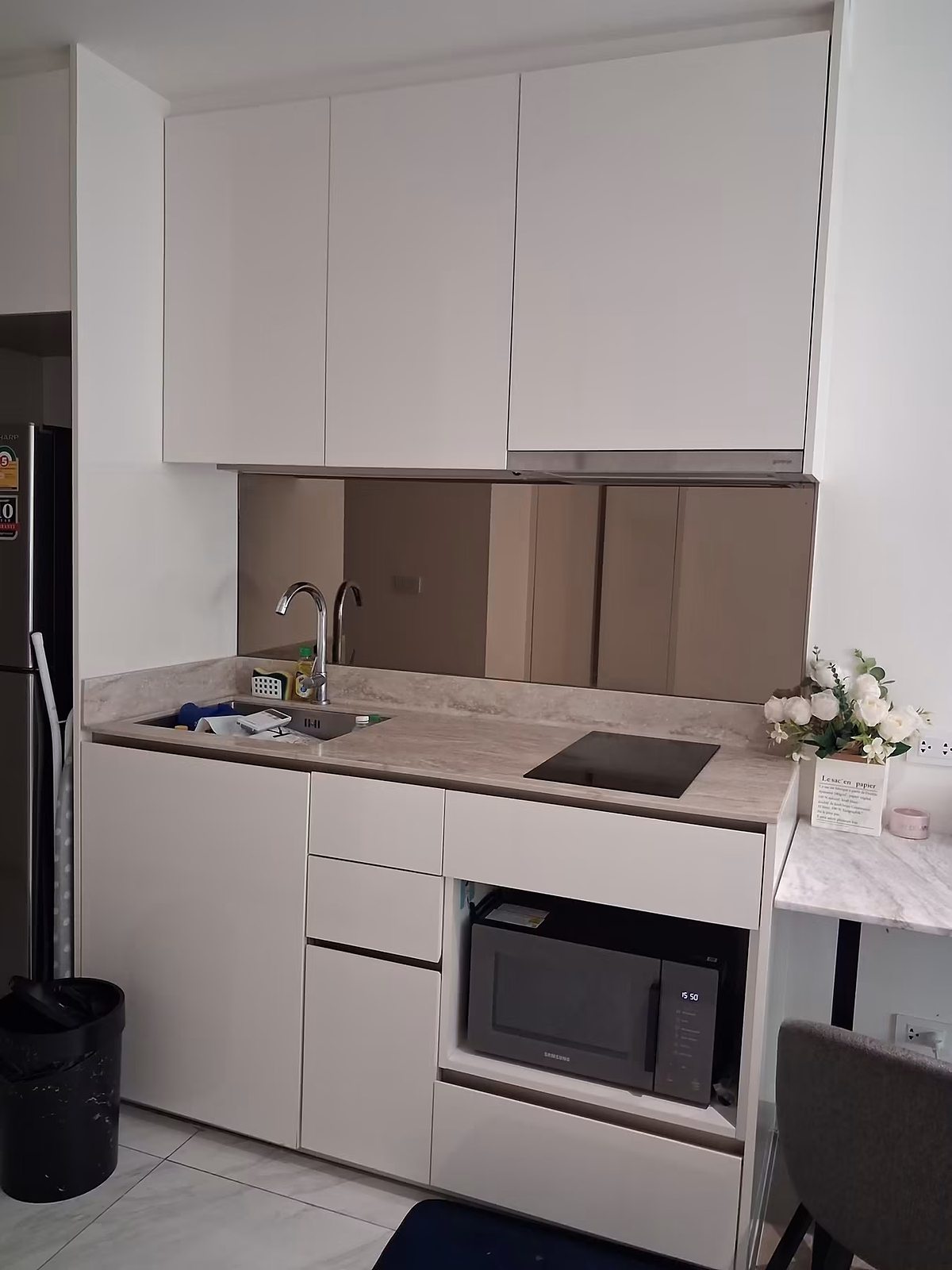 FYNN Asoke: Kitchen