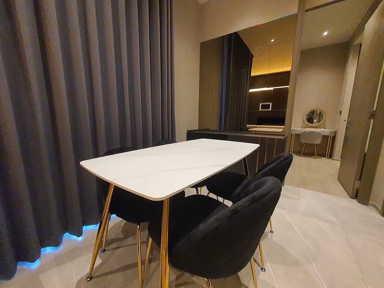 Hyde Heritage Thonglor: Dining area