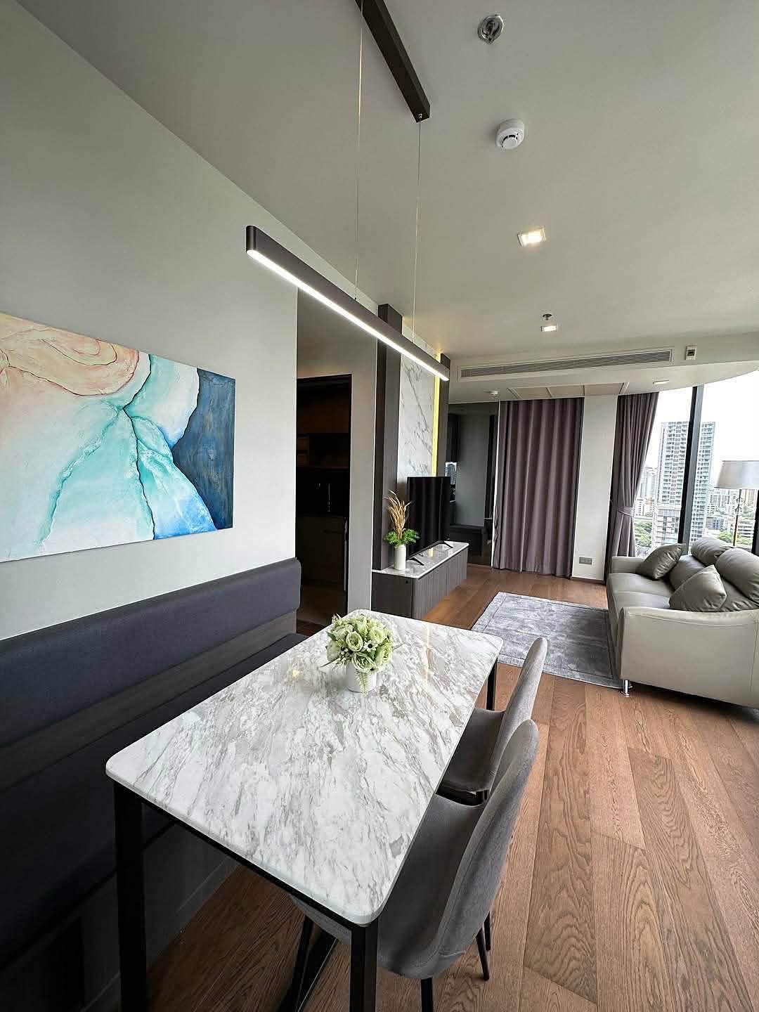 IDEO Q Sukhumvit 36: Dining area