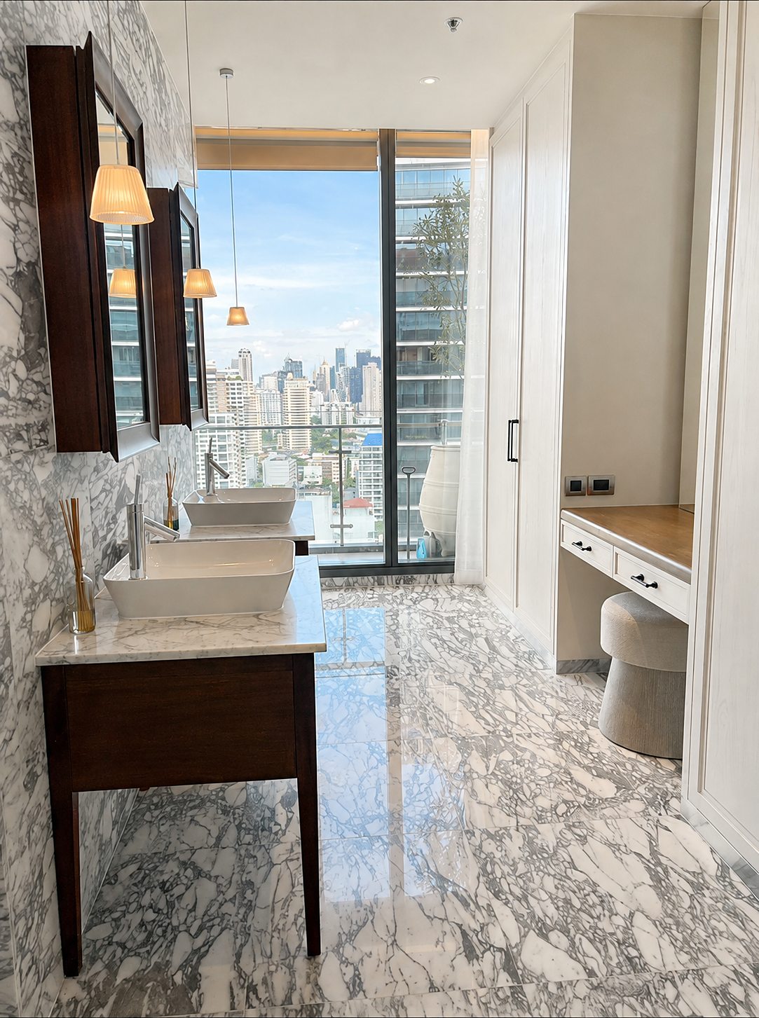 KHUN by YOO Thonglor: Bathroom