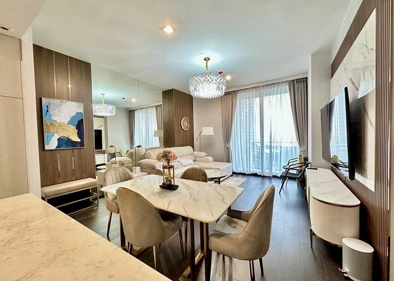 LAVIQ Sukhumvit 57