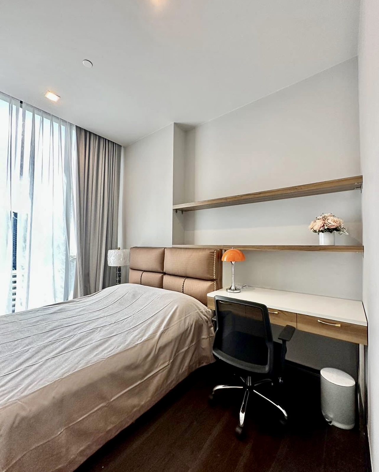 LAVIQ Sukhumvit 57: Second bedroom