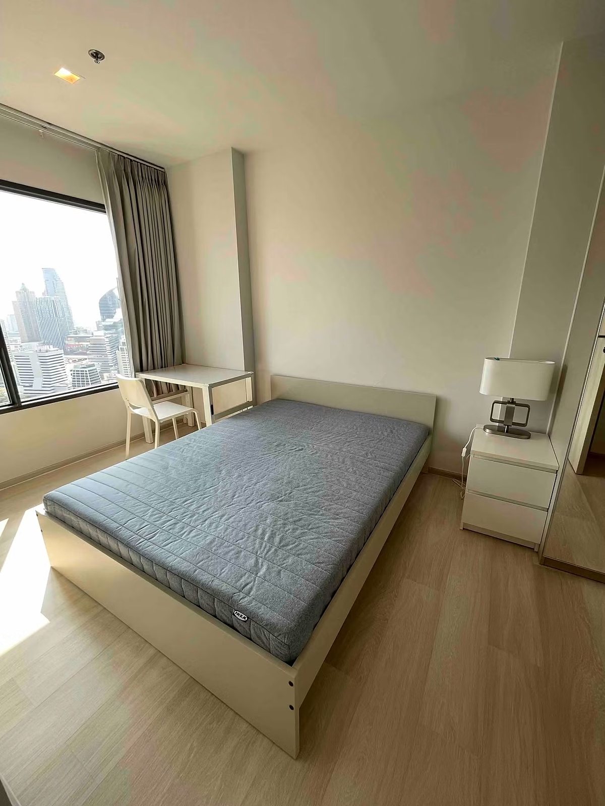 Life One Wireless: Second bedroom
