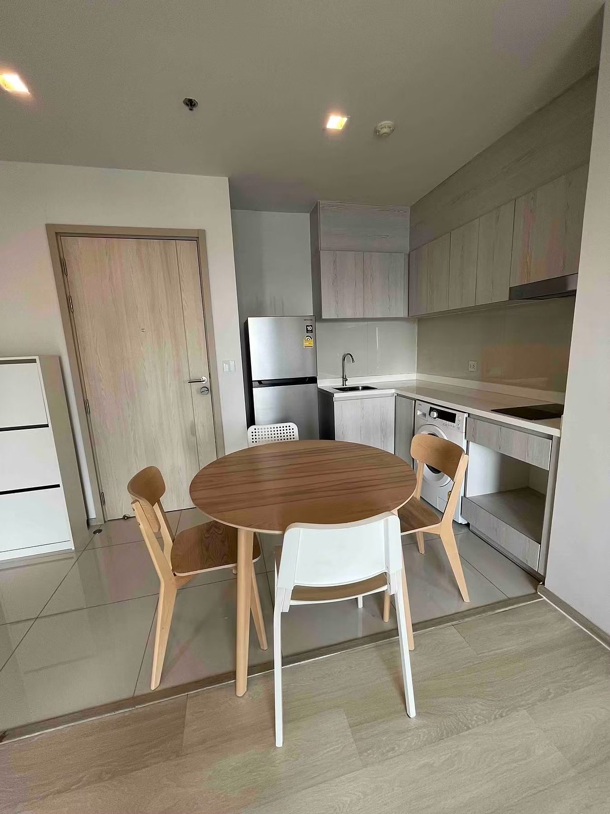 Life One Wireless: Kitchen and dining