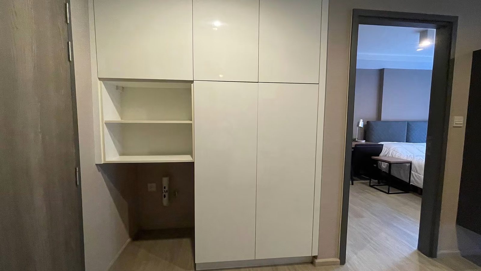 Maestro 02 Ruamrudee: Built-in storage