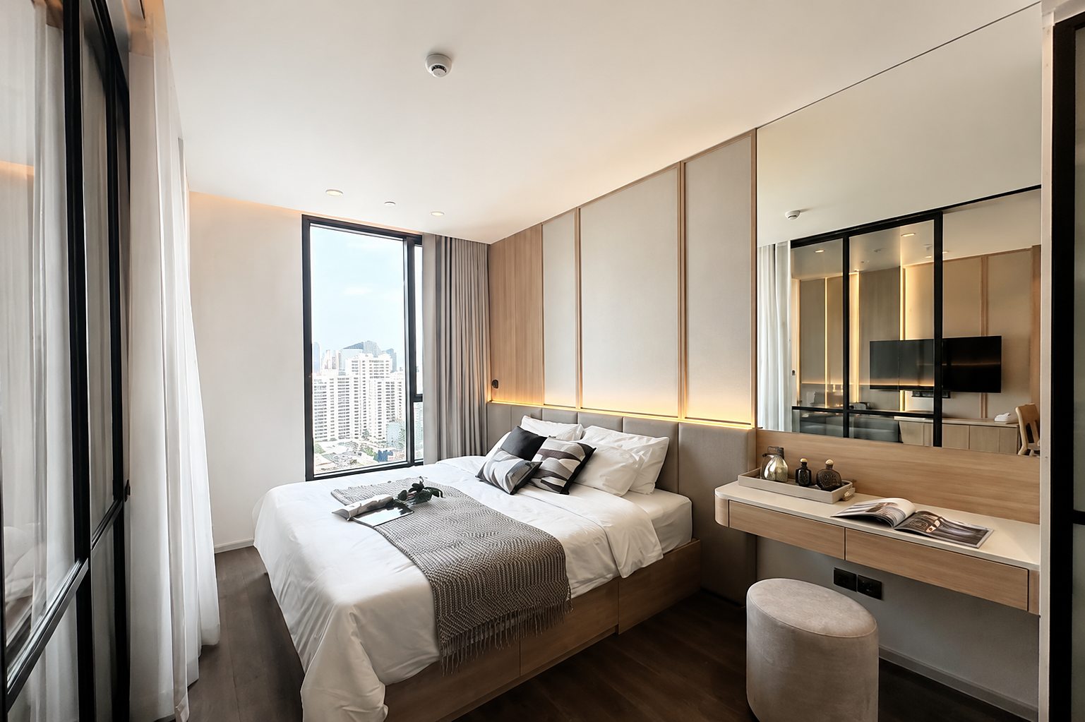 MUNIQ Sukhumvit 23: Bedroom