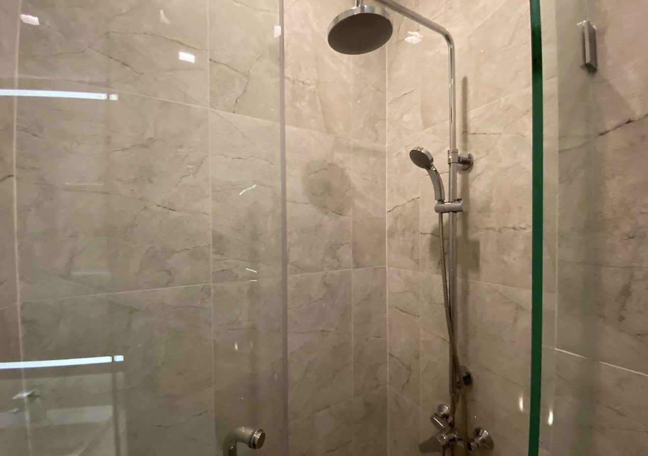 Noble Around 33: Shower
