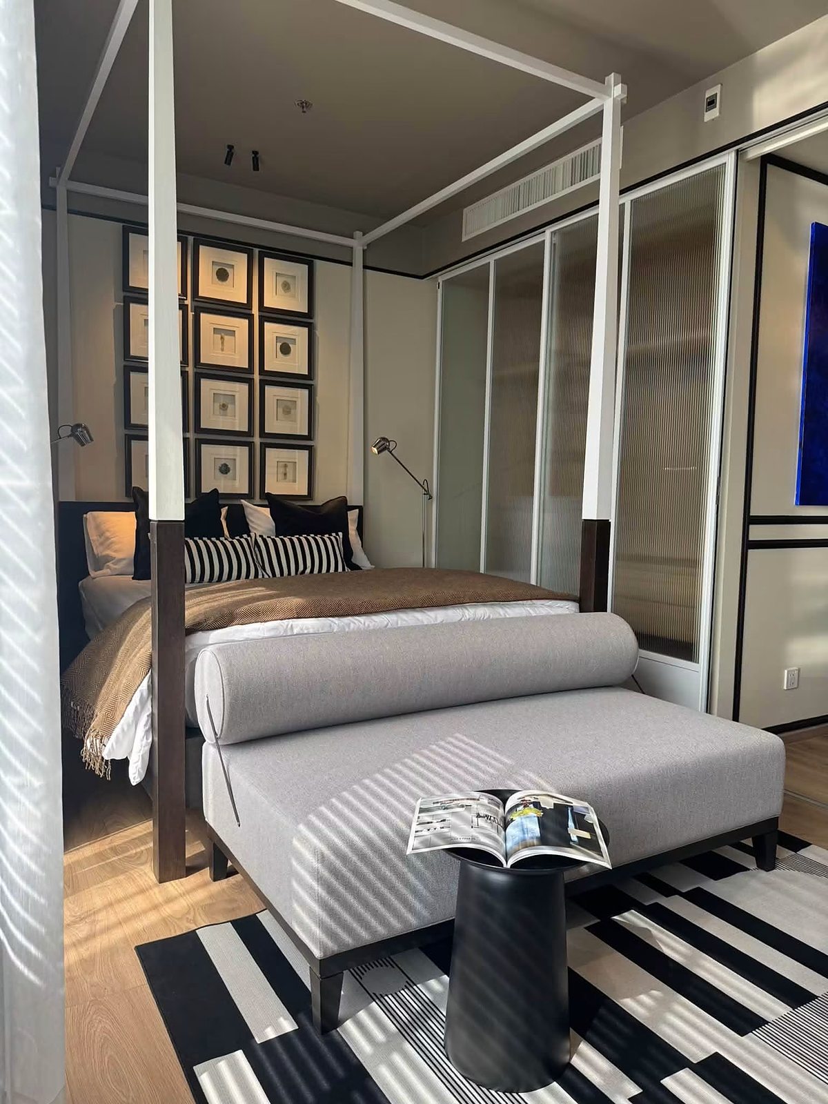 Noble Form Thonglor: Bedroom