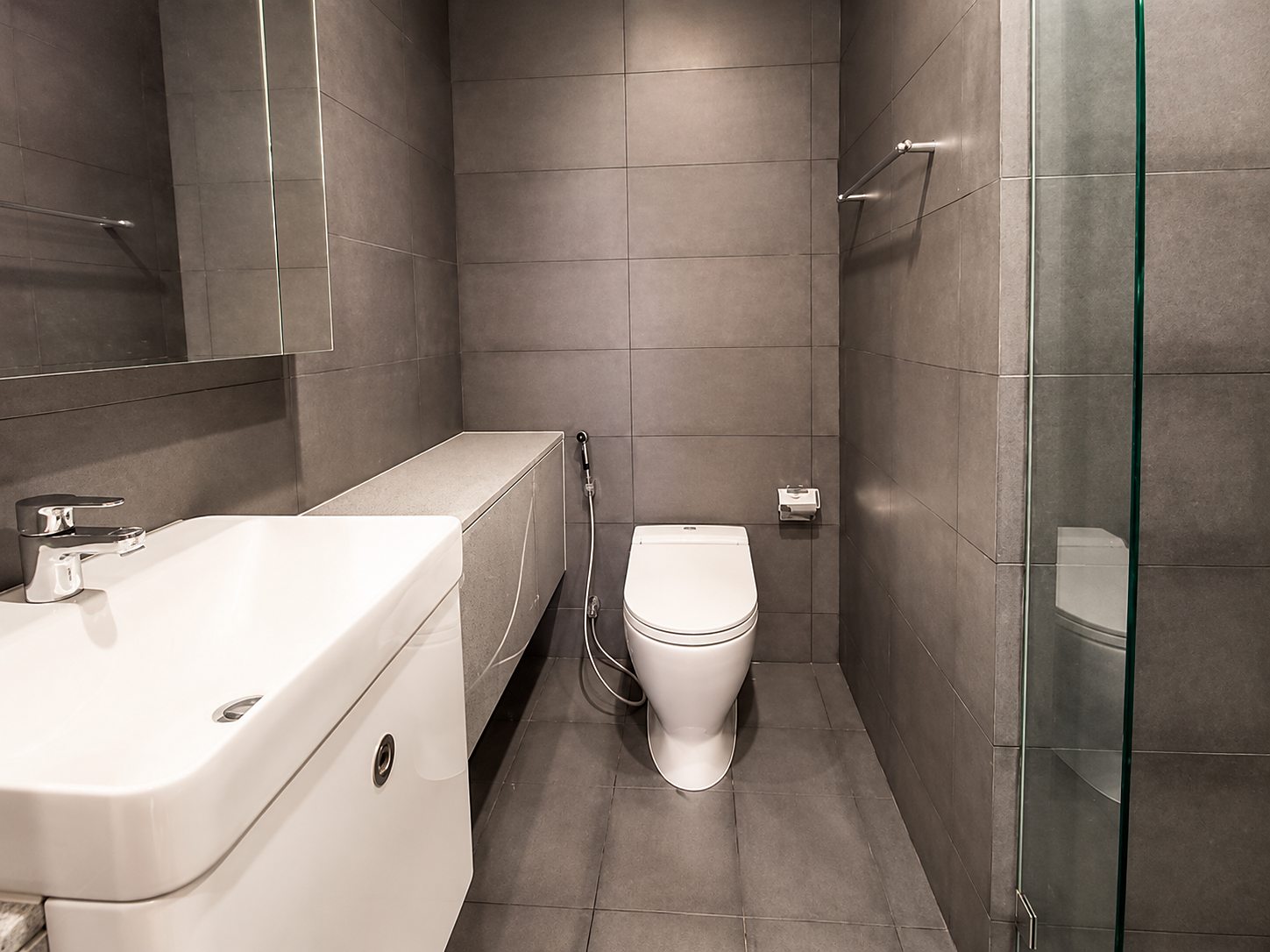 Noble Ploenchit: Bathroom