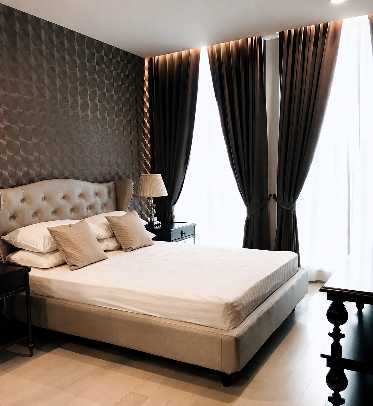 Noble Ploenchit: Second bedroom