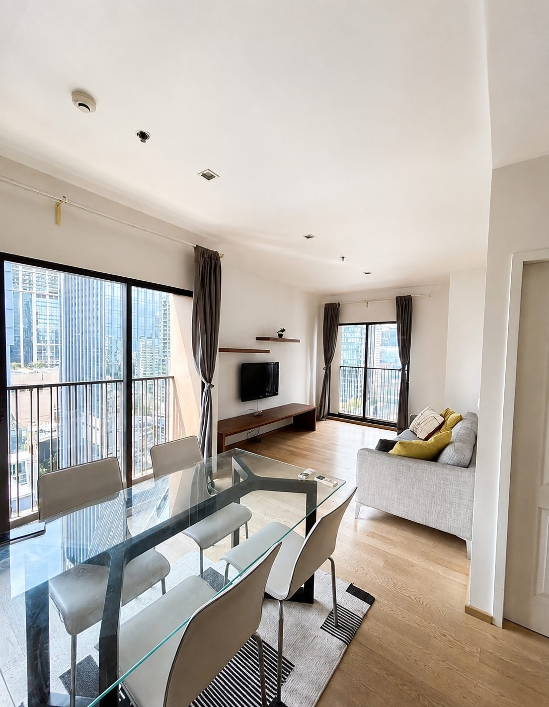 Noble Refine Sukhumvit 26