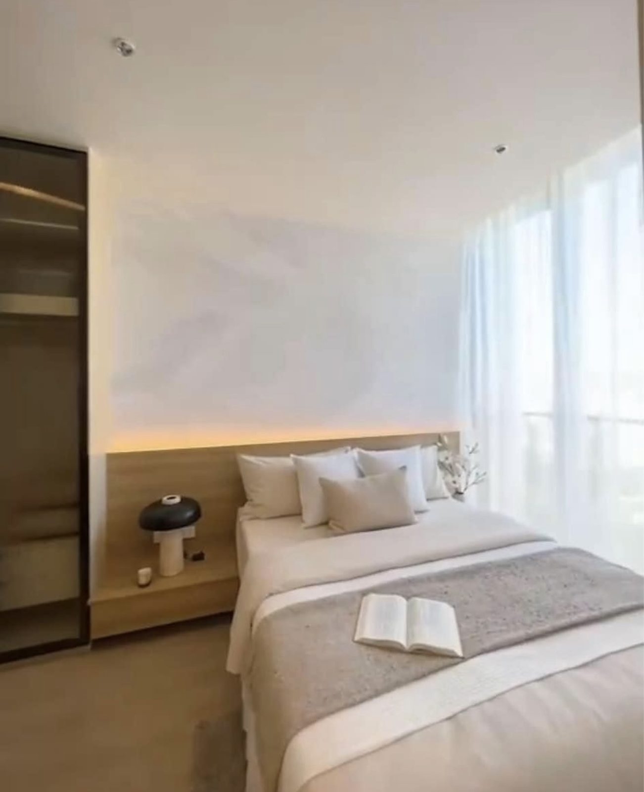 Noble State Sukhumvit 39: Second bedroom [show unit]