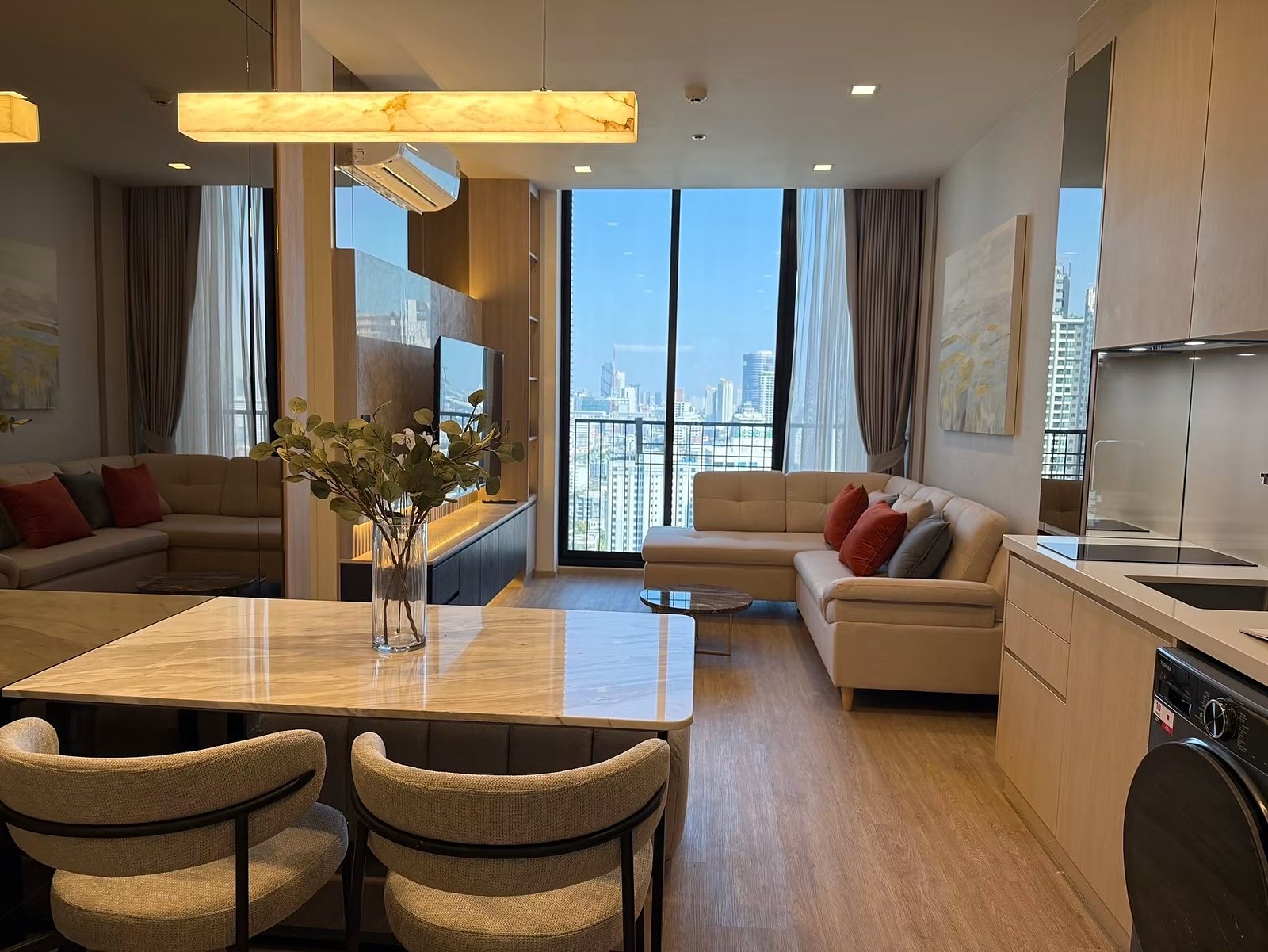 Noble State Sukhumvit 39