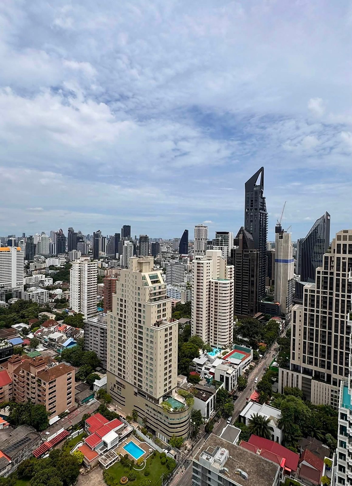 Noble State Sukhumvit 39: City view
