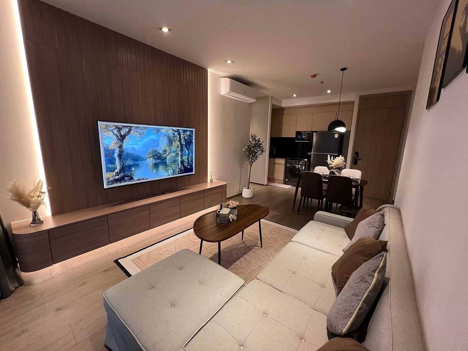 Park Origin Phrom Phong
