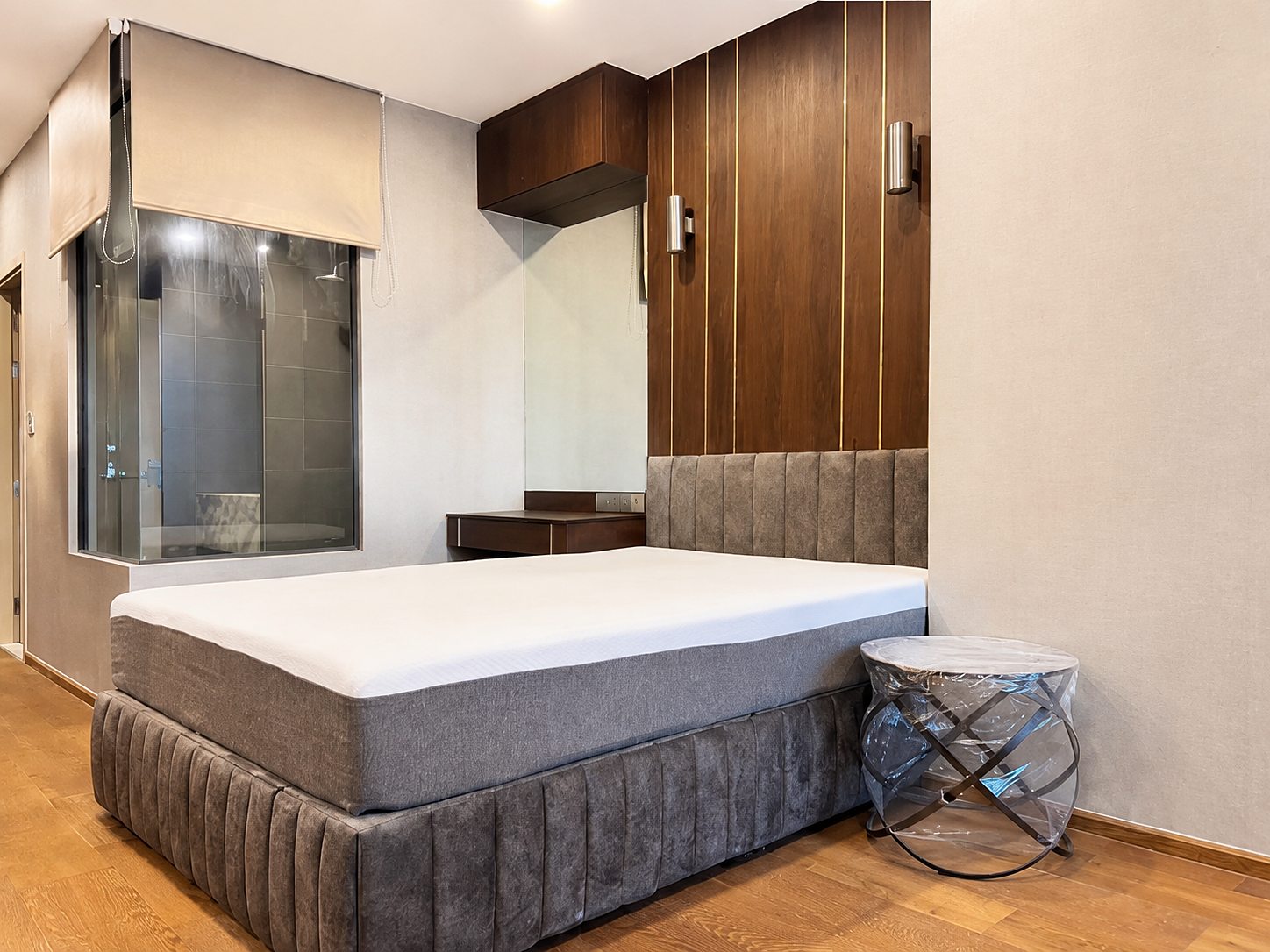 Q Chidlom: Bedroom