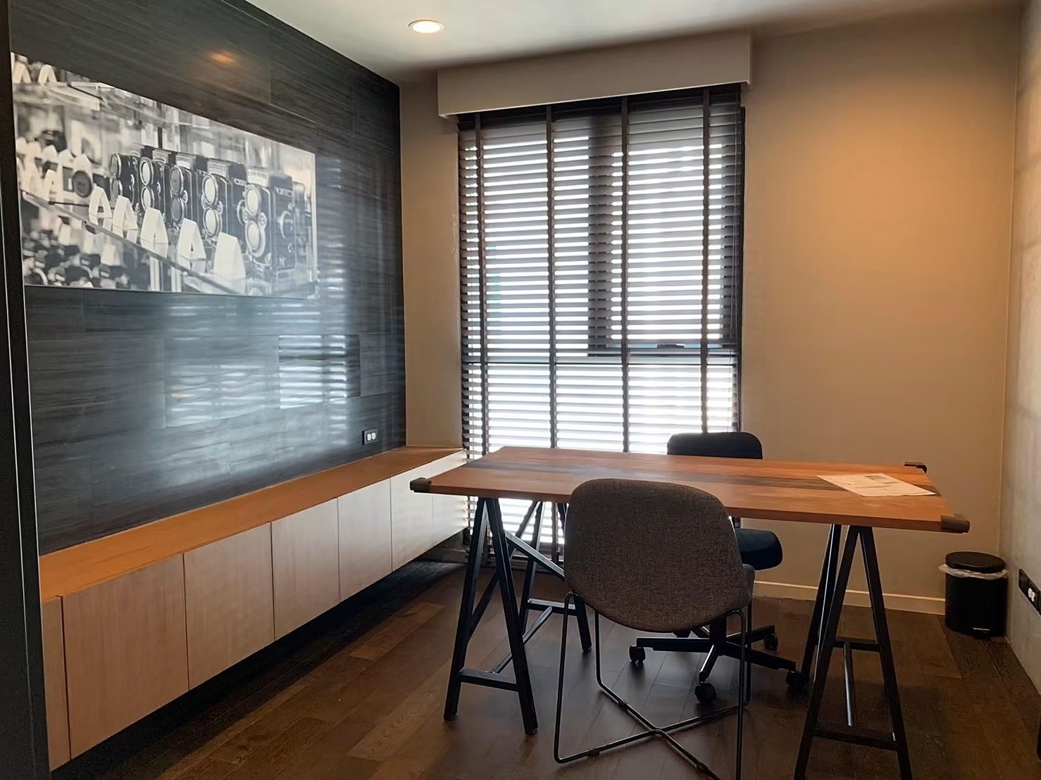 Rende Sukhumvit 23: Study room