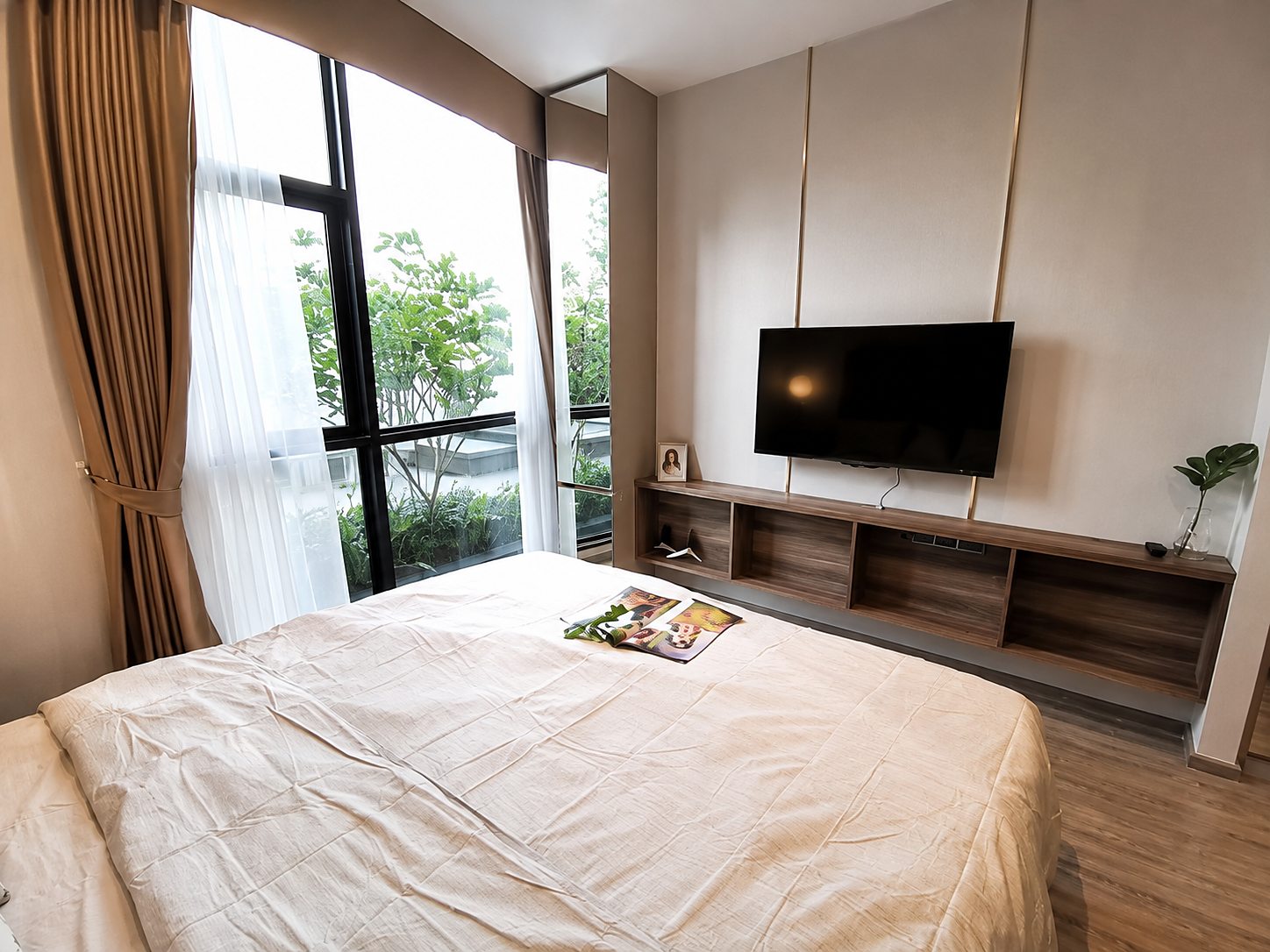 Rhythm Ekkamai: Master bedroom