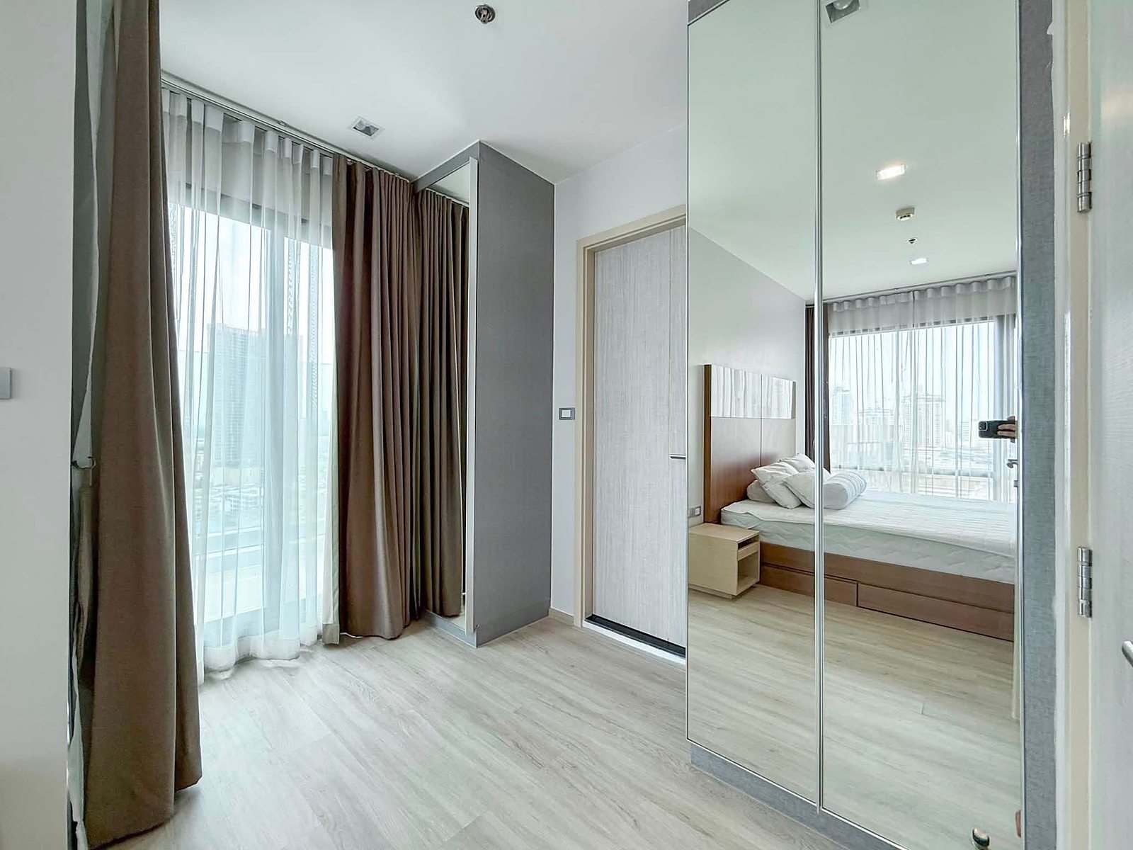 Rhythm Sukhumvit 36-38: Bedroom