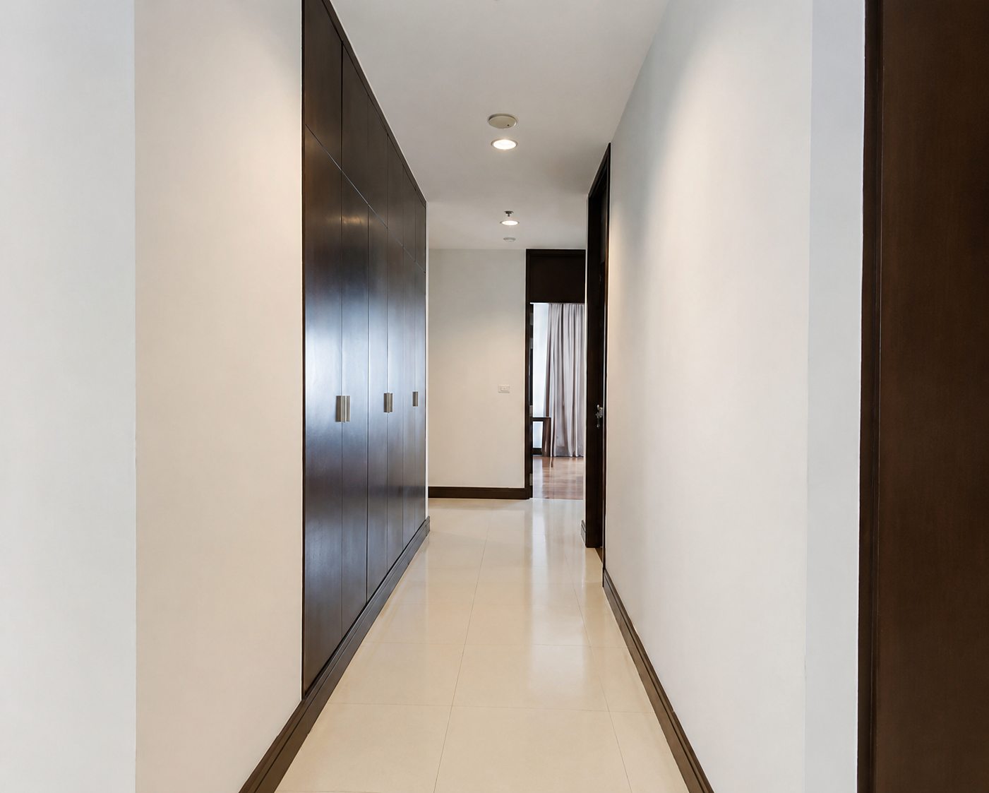 Royal Residence Park: Hallway